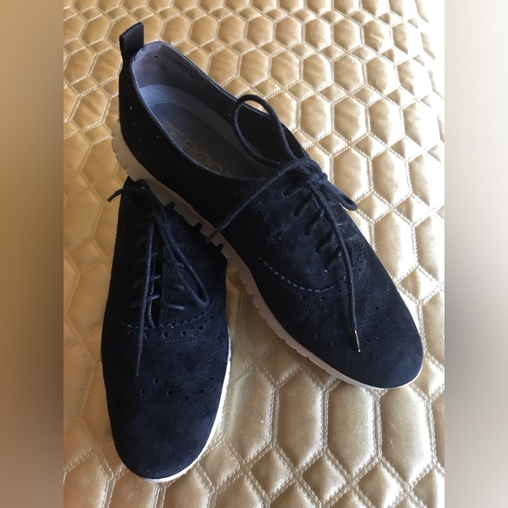 Cole Haan Zer0grand black suede lace-up women shoes. Size 8.